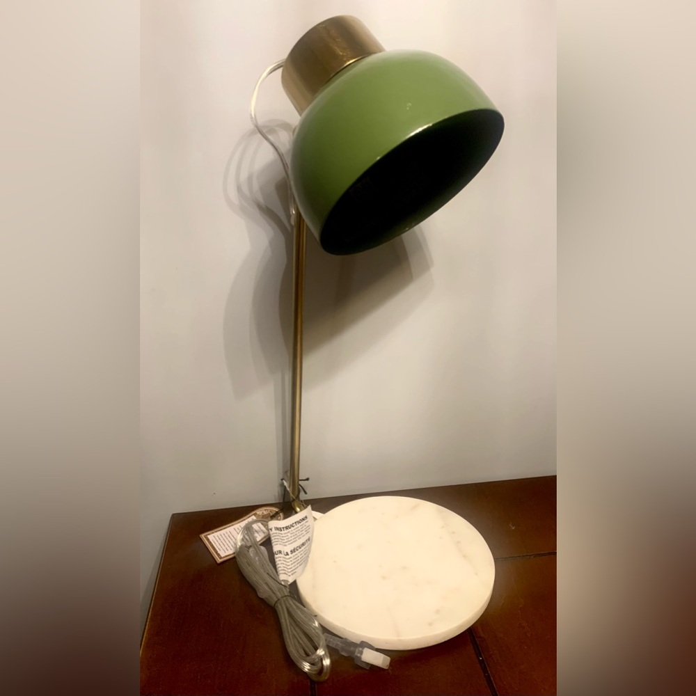 Table Lamp - Picture 2 of 6
